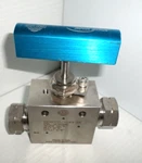 New Sami 530V01T03/HVHF9-30K 316L High Pressure Needle Valve 30,000 Psi 9/16". Fixed Price $269.99.