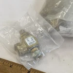 Brand New Fabco-air Needle Valve, PC4A, 1/4"NPT, Tap, M0240. Fixed Price $11.40.