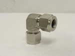 210878 Old-stock; Parker 8EE8-316 Union Elbow; 90DEG; SS-316; 1/2" Compression. Fixed Price $21.00.