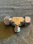 Swagelok SS-1610-3-16-8, SS-1610-3-16-6 1"X1"X1/2" And 1"X1"X3/8"TEE'S. Fixed Price $200.00.