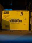 Parker 4M4Z-V4LQ-LP Toggle Valve *nib. Fixed Price $100.00.
