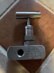 Whitey Swagelok 4PDGF4 316SS 6000PSI Multiport Valve. Fixed Price $100.00.