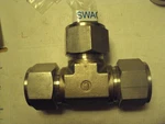 SS-2400-3, Swagelok 1-1/2 Inch Union Tee 316SS. Fixed Price $400.00.